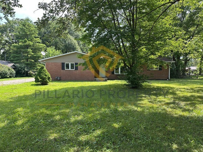 Foto del edificio - Spacious Warren Township, 3 Bedroom/1.5 Ba...