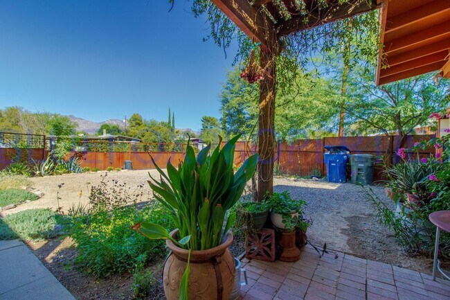 Foto del edificio - 5130 E Patricia St