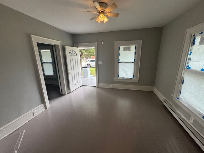 Foto del edificio - 2 Bedroom House Near Rocky Mount Middle Sc...