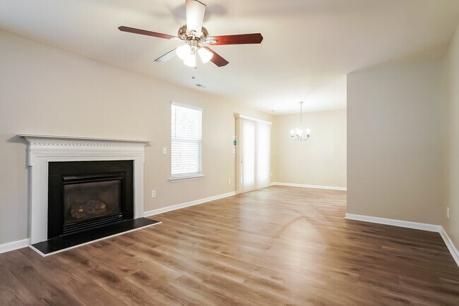 Foto del edificio - 6021 Herston Rd