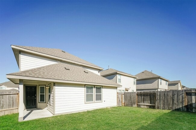 Foto del edificio - 4934 Sweet Chestnut Ln