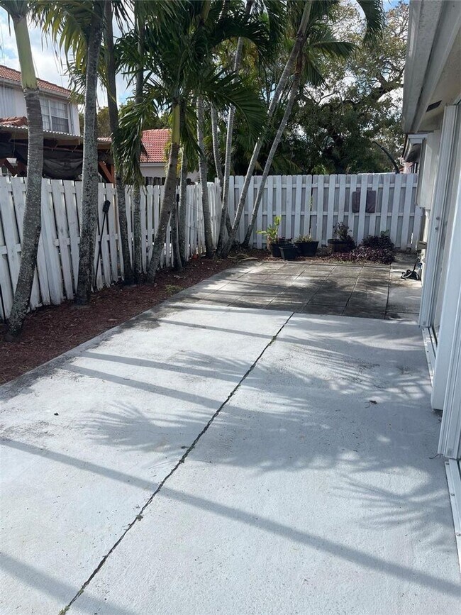 Foto del edificio - 13412 NW 5th Pl
