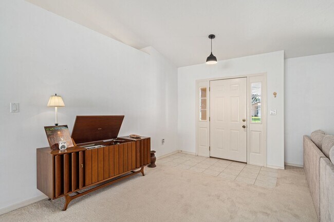 Foto del edificio - Charming 2BR House in Sebring