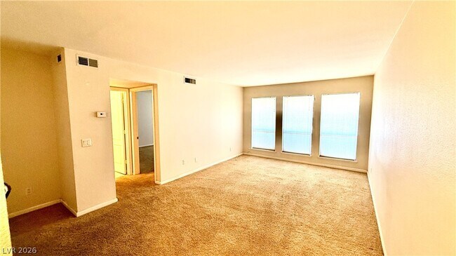 Foto del edificio - 2822 Loveland Dr