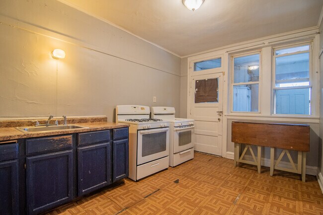 Foto del edificio - 7841 S Kingston Ave