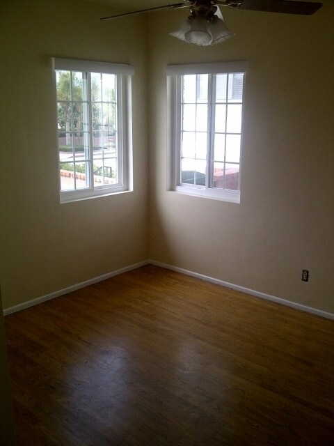 Foto del edificio - 570-574 W. 18th Street