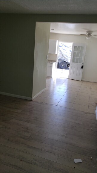 Building Photo - 61080 Azania Ave