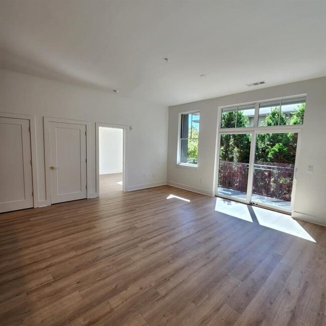 675 Drewry St NE Unit 406, Atlanta, GA 30306 Condo for Rent in