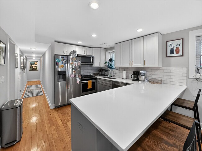 Foto del edificio - 3534 W Wrightwood Ave