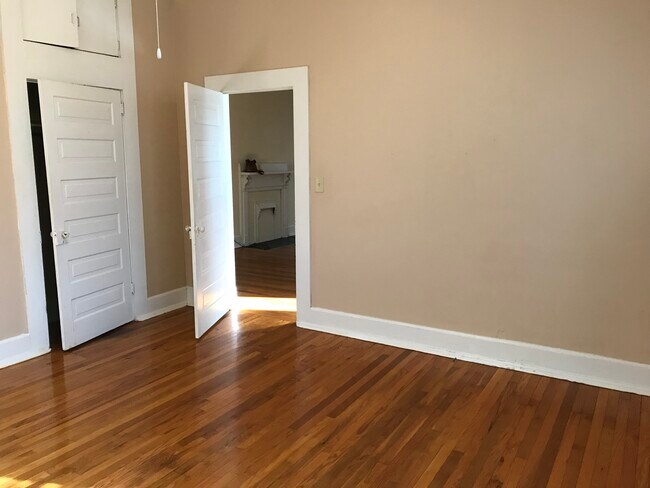 Bedroom 2 - 8 Linden Pt