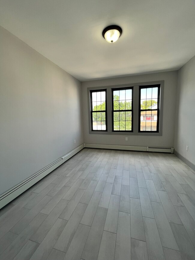 281 Cator Ave 6 - 277 Cator Ave