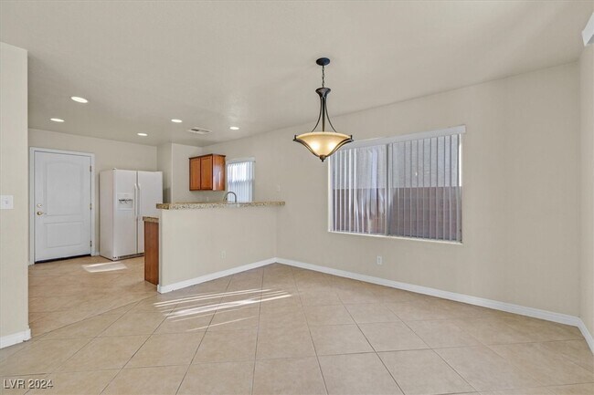 Building Photo - 1124 Autumn Grass St