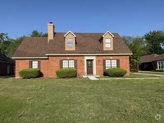 Building Photo - 1518 Worthing Rd