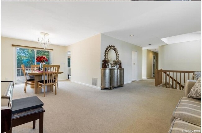 Foto del edificio - 261 Gramercy Dr