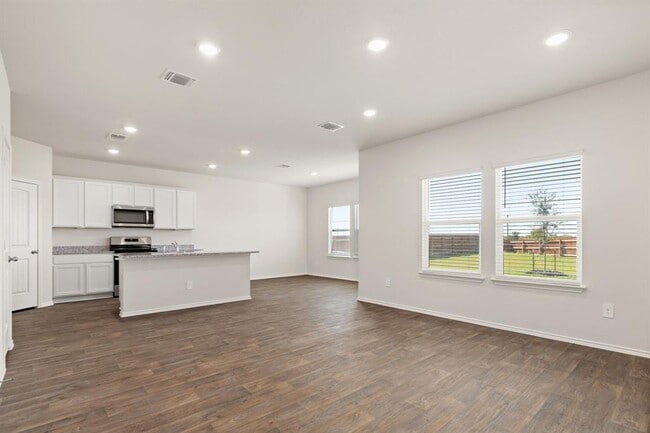 Building Photo - 257 Frogmore Lp