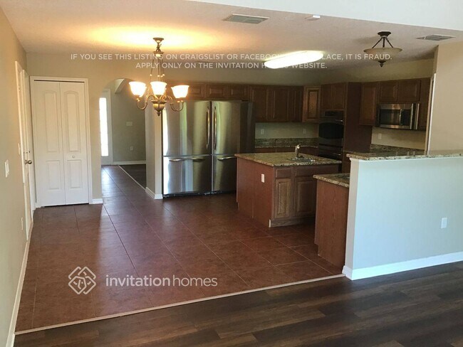 Foto del edificio - 3174 Burdock Ave