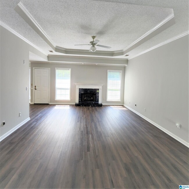 Building Photo - 3013 Bowron Rd