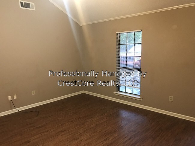Building Photo - 1598 Mathis Rd