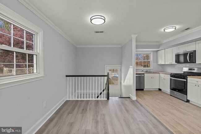 Foto del edificio - 418 Delview Ln