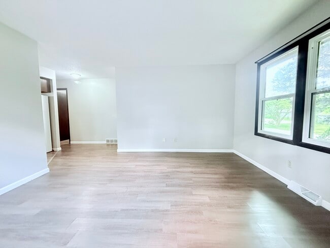 Living Room - 2302 W 3rd St