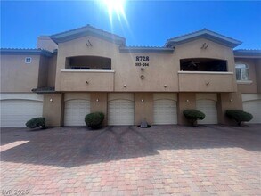 Building Photo - 8728 Red Rio Dr
