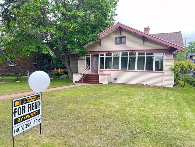 Foto del edificio - 735 S Main St