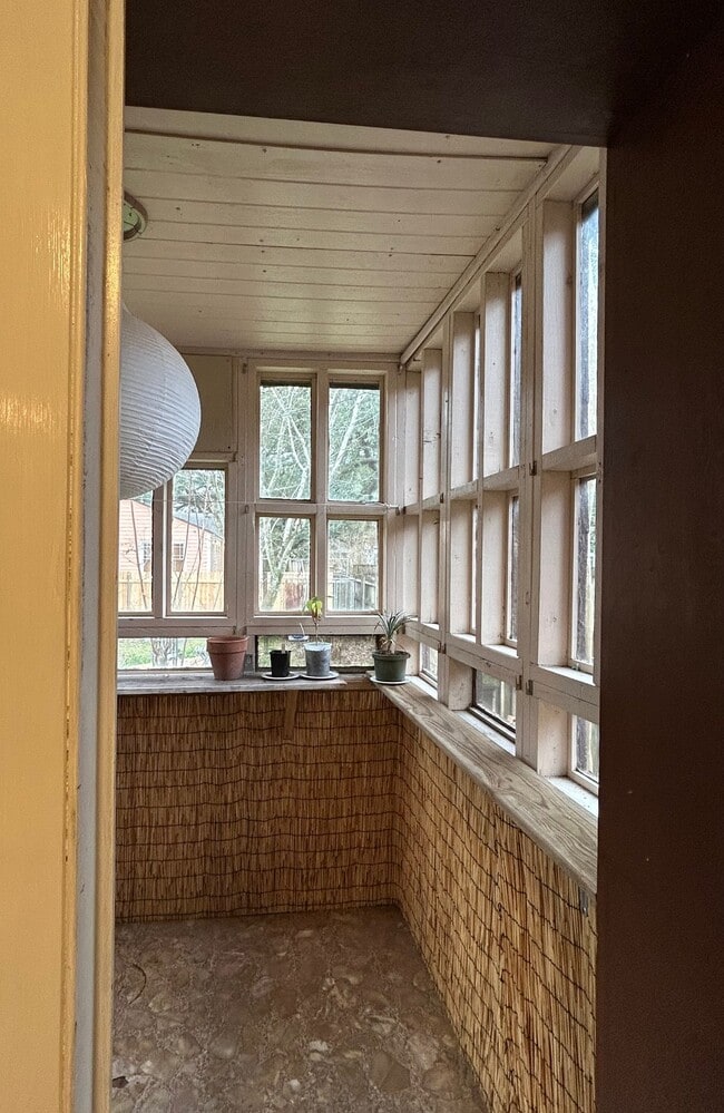 Foto del edificio - 207 Adrienne St