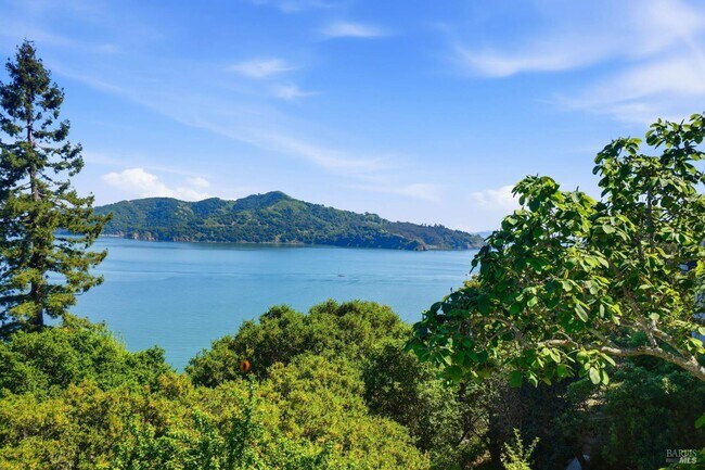 Foto del edificio - 172 Bella Vista Ave