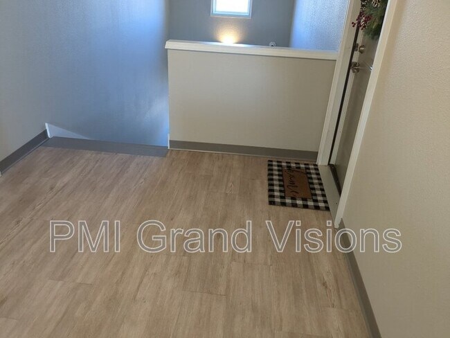 Foto del edificio - 1401 W North 4th St