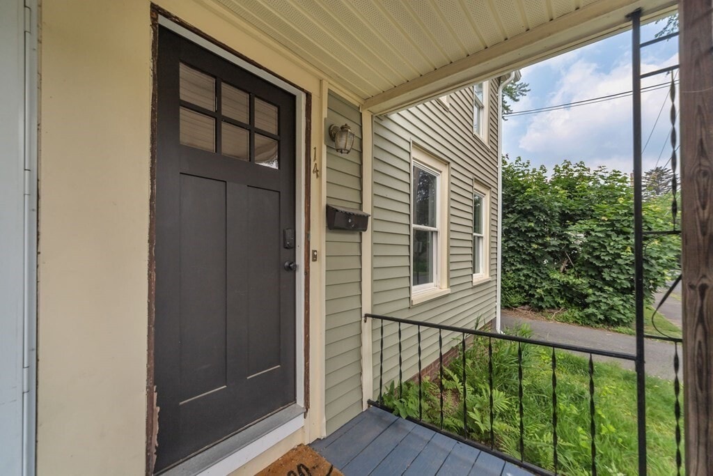 14 Grant Ave, Northampton, MA 01060 Townhome Rentals in Northampton