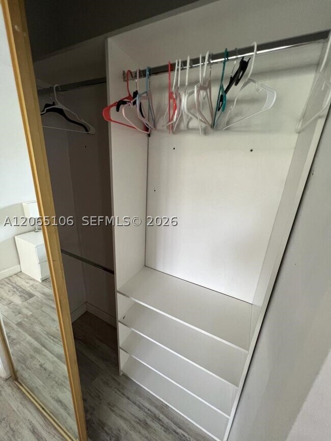 Foto del edificio - 2825 NE 201st Terrace