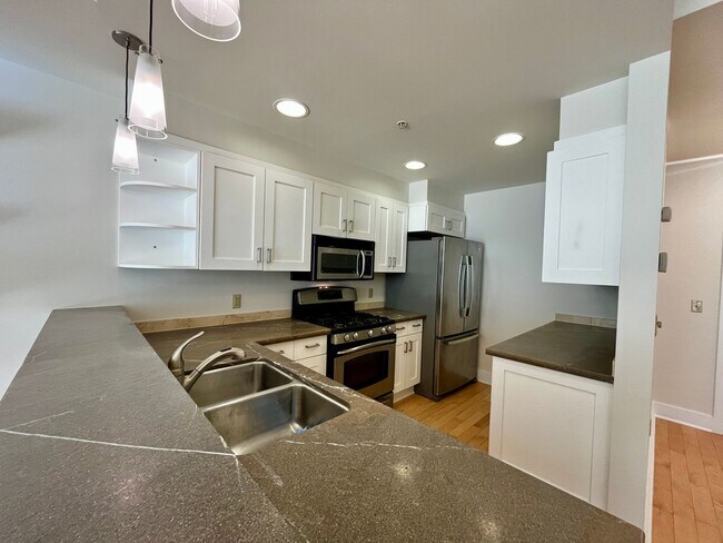 Foto del edificio - Downtown Waterfront Condo at The Harborside