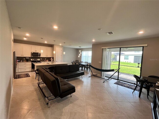 Building Photo - 2613 Buckthorn Lp