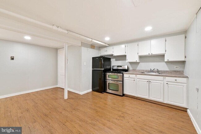 Foto del edificio - 101 E 33rd St