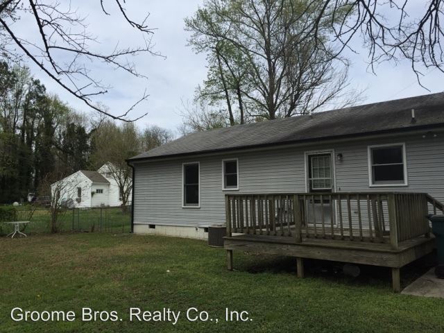 Building Photo - 507 W Read St