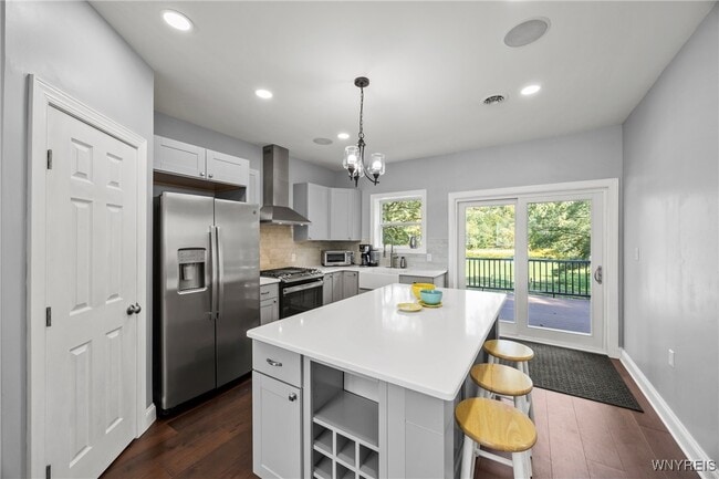 Building Photo - 5445 E Creek Rd