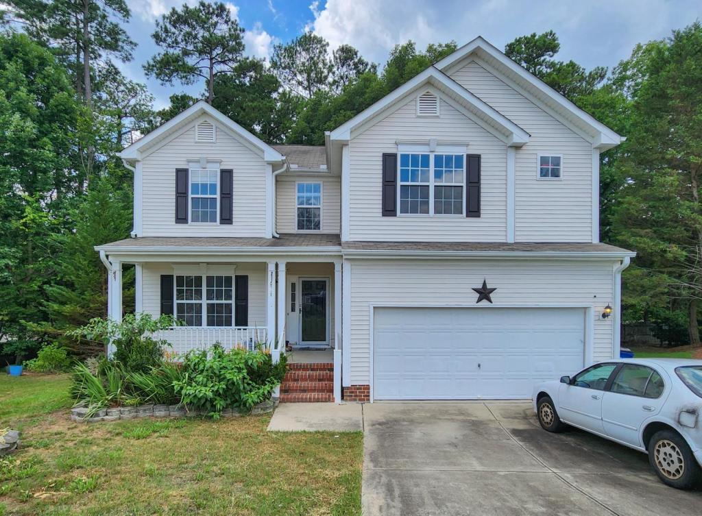 Primary Photo - 6000 Crayford Dr