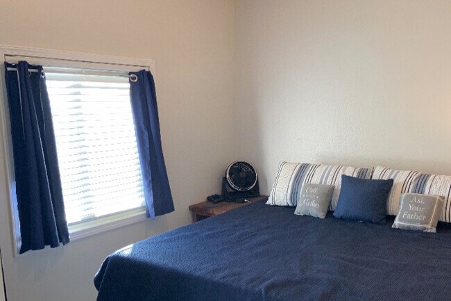 Foto del edificio - 3094 J St