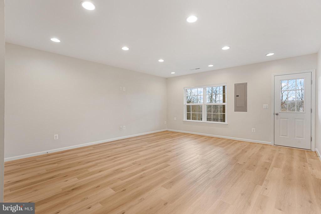 Foto principal - 110 Splendor Gdn Wy