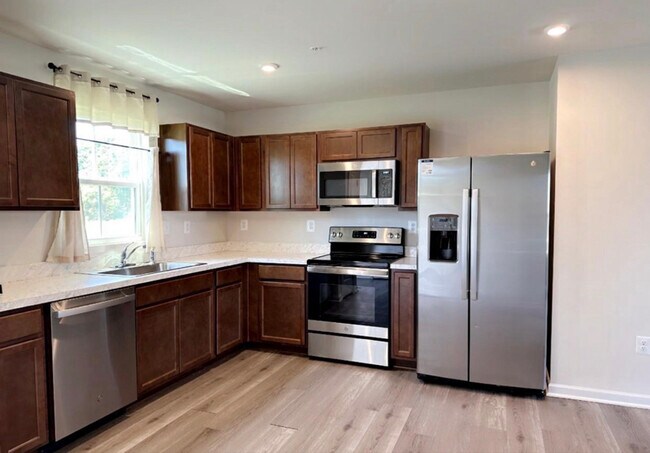 Foto del edificio - 83 Charlotte St