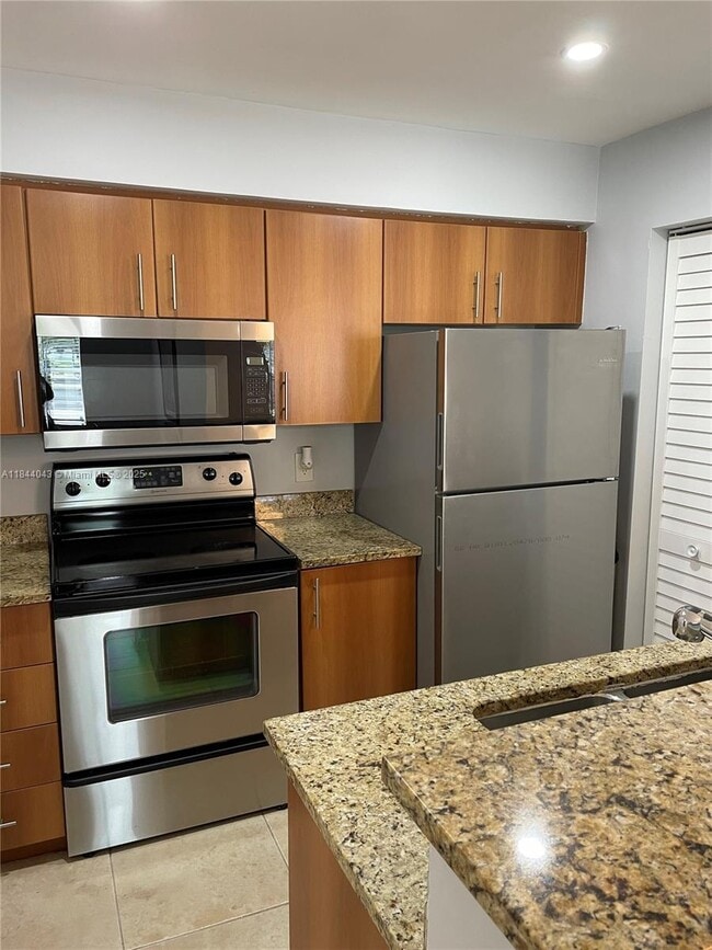Building Photo - 1165 Crystal Way