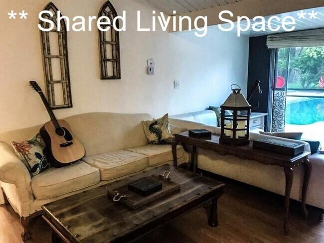 Building Photo - bedroom in Los Angeles CA 90064