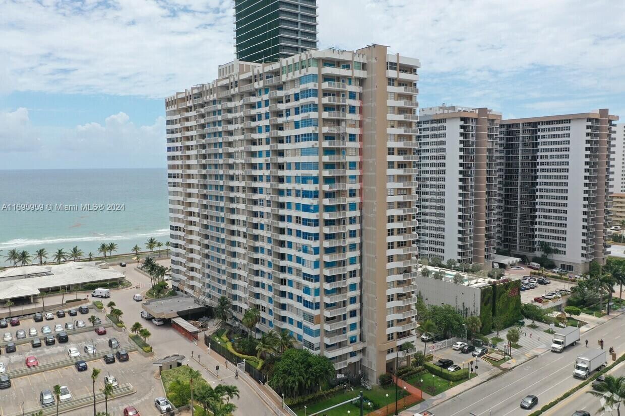 Foto principal - 1980 S Ocean Dr