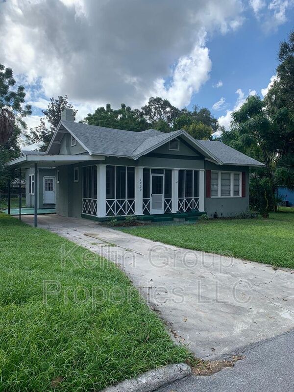Building Photo - 1220 Ruby St