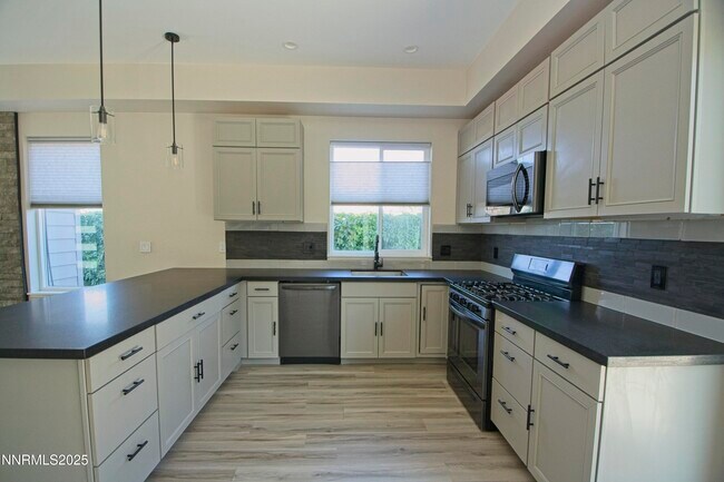 Foto del edificio - 1128 Gordon Ave