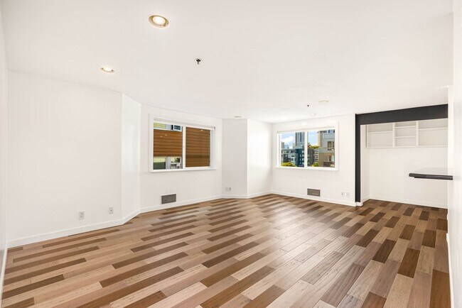 Foto del edificio - 1614 Summit Ave