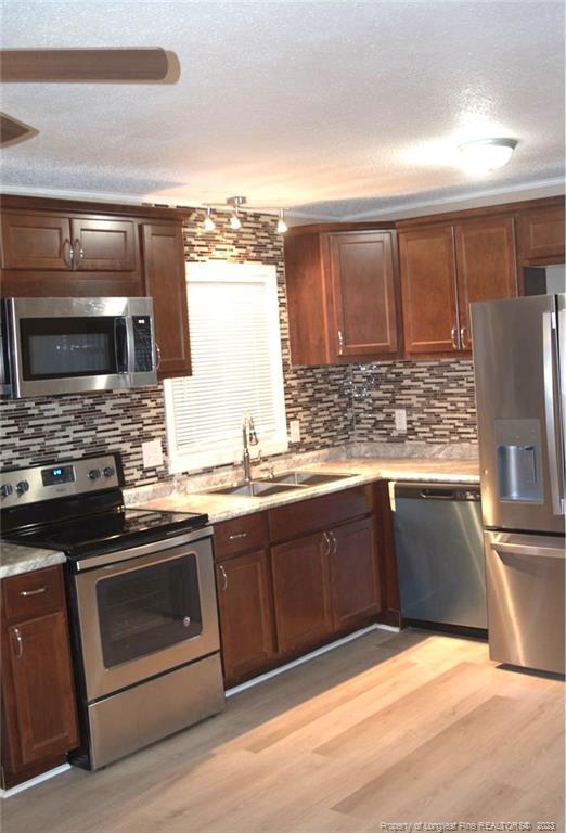 Building Photo - 489 Santa Fe Dr