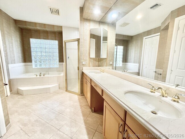Foto del edificio - 21232 Rock Ridge Dr