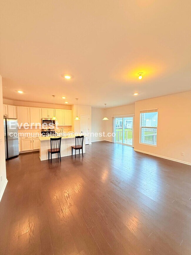 Foto del edificio - 3767 Park Creek Ln