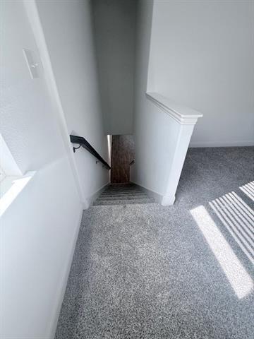 Building Photo - 733 Santa Lucia Dr